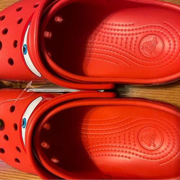 Crocs - Lightning McQueen/Adult - NWT! - Picture 4 of 6